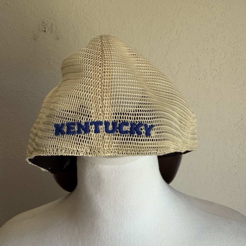 Men’s NWT Top Of The World Kentucky Wildcats OSFM Fitted Hat - Picture 3 of 4